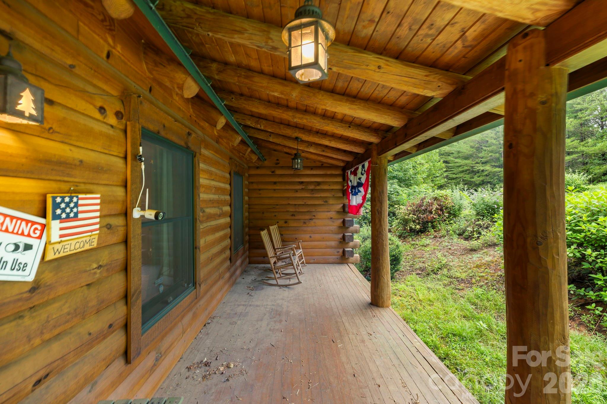 266 Rhododendron Drive Saluda NC 28773