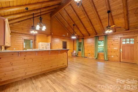 266 Rhododendron Drive Saluda NC 28773