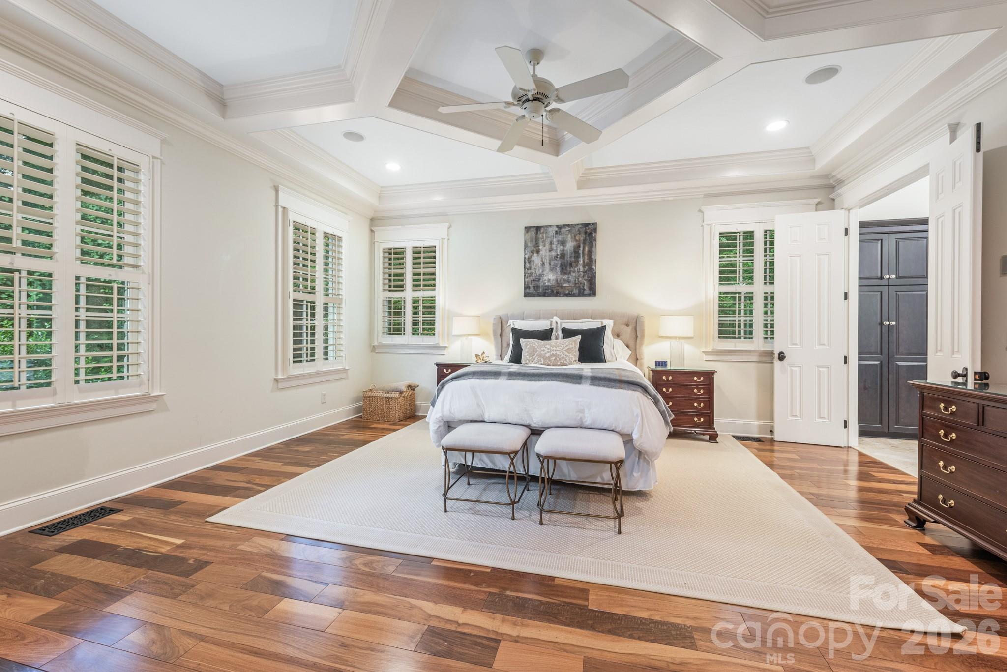 946 Laurel Creek Lane Charlotte NC 28211