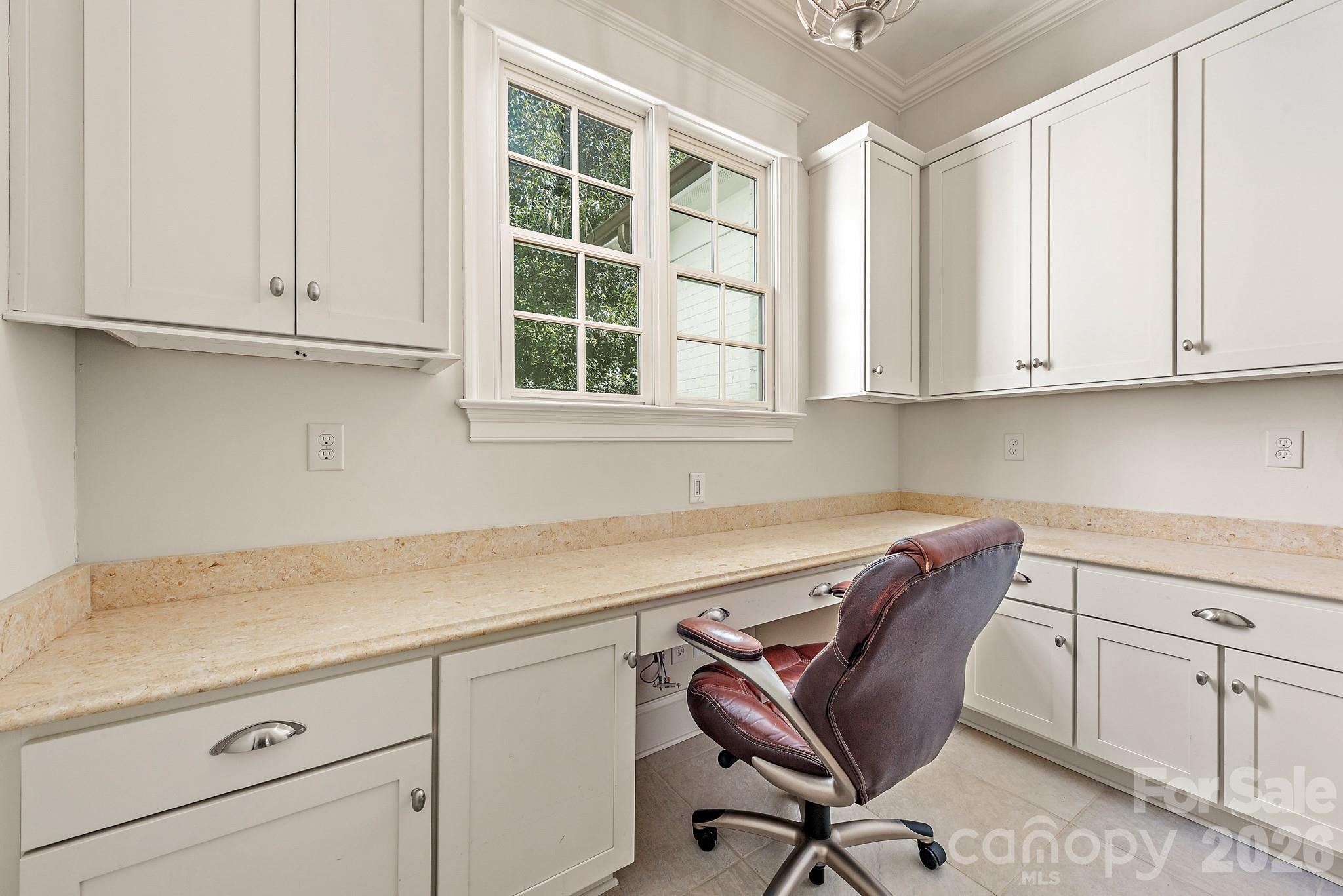 946 Laurel Creek Lane Charlotte NC 28211