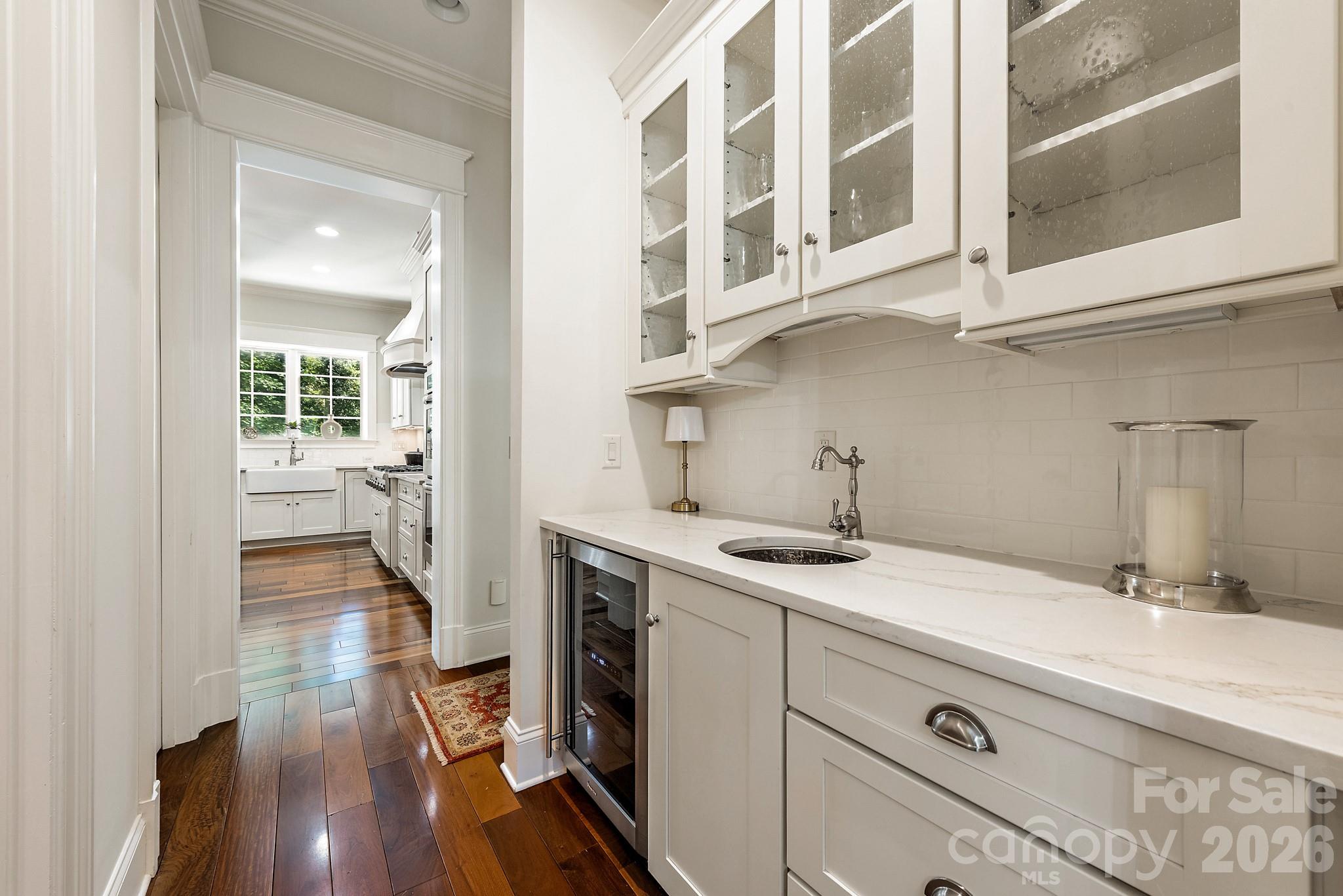 946 Laurel Creek Lane Charlotte NC 28211