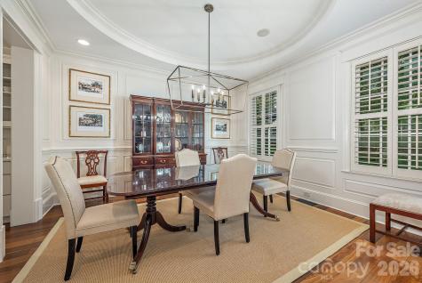 946 Laurel Creek Lane Charlotte NC 28211