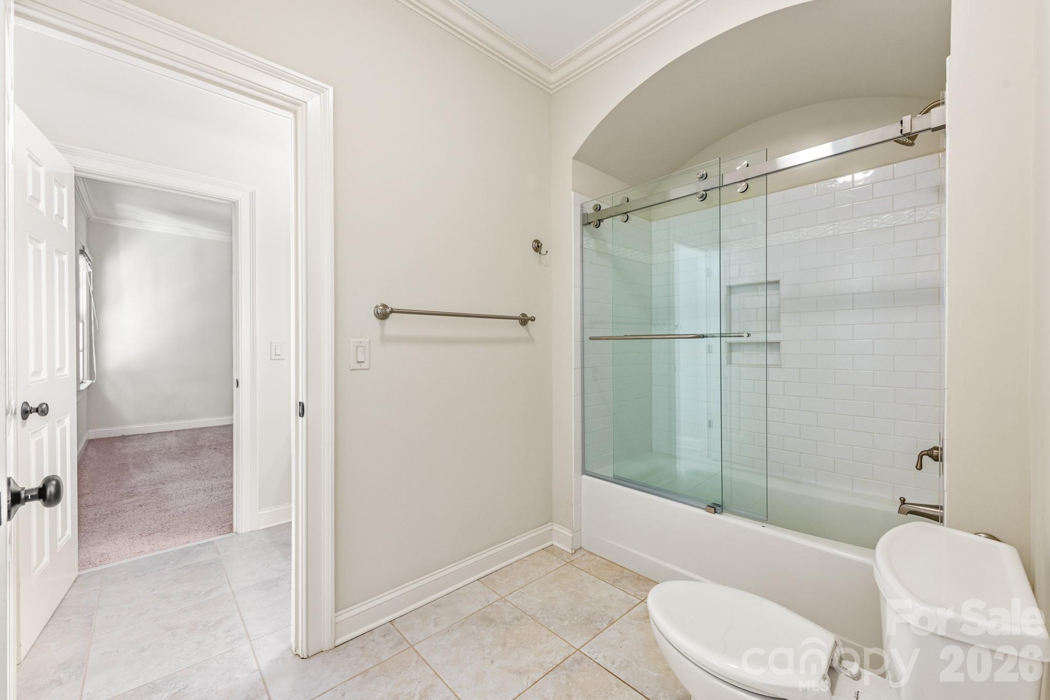 946 Laurel Creek Lane Charlotte NC 28211