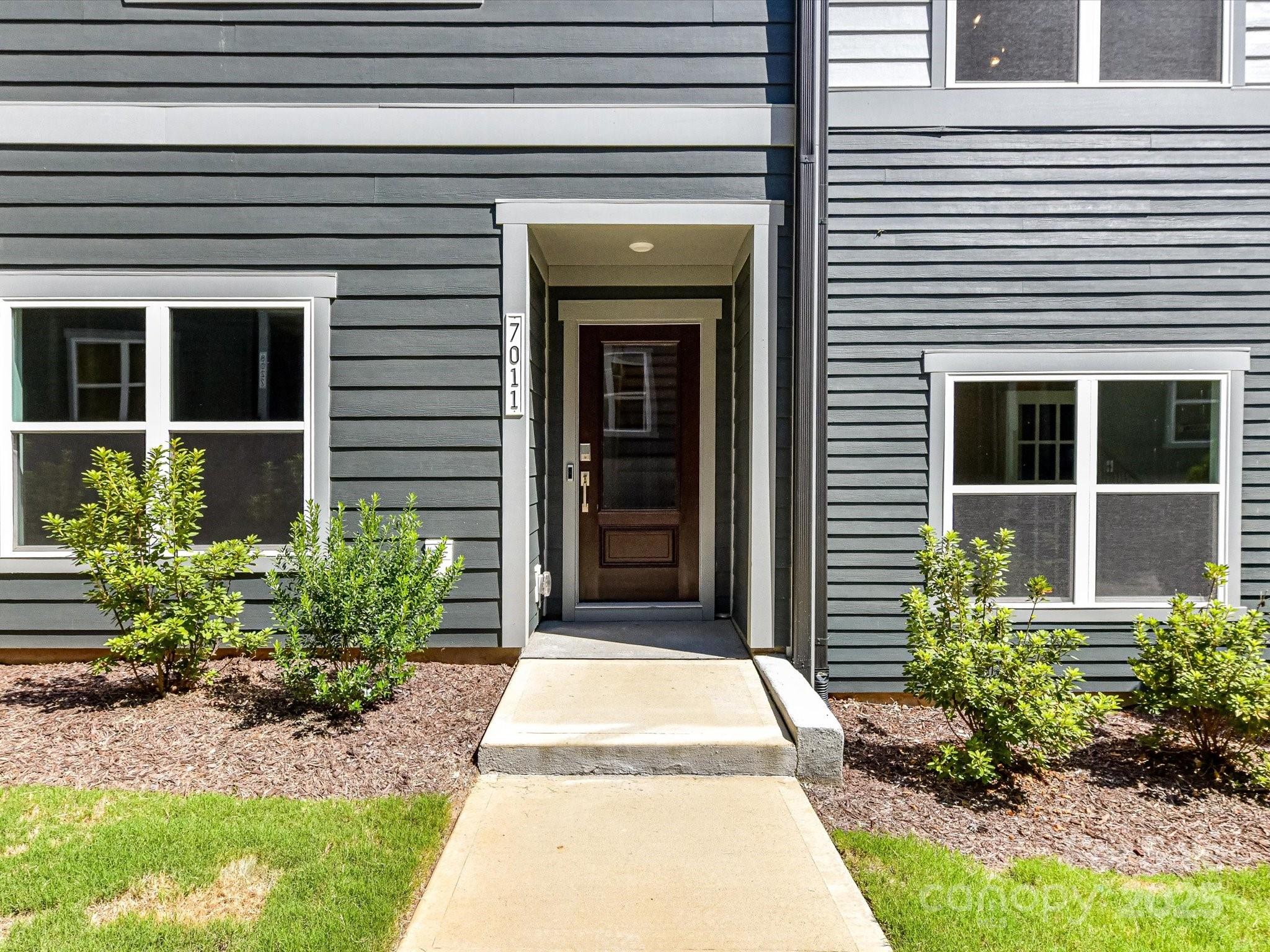 7011 Impulse Court Charlotte NC 28205