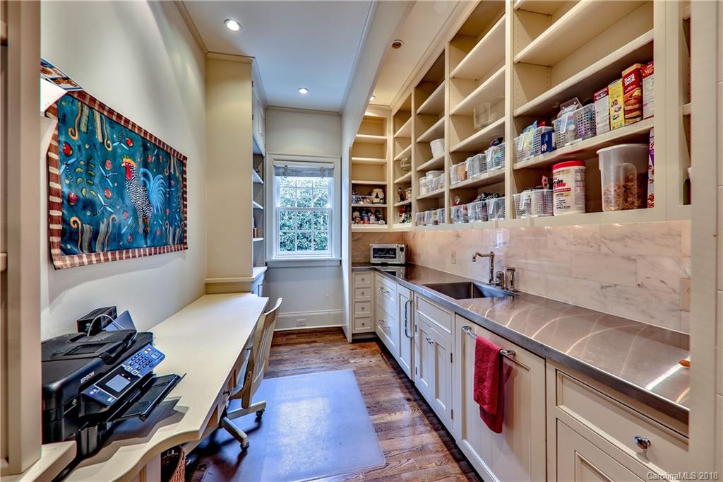 1119 Granville Road Charlotte NC 28207