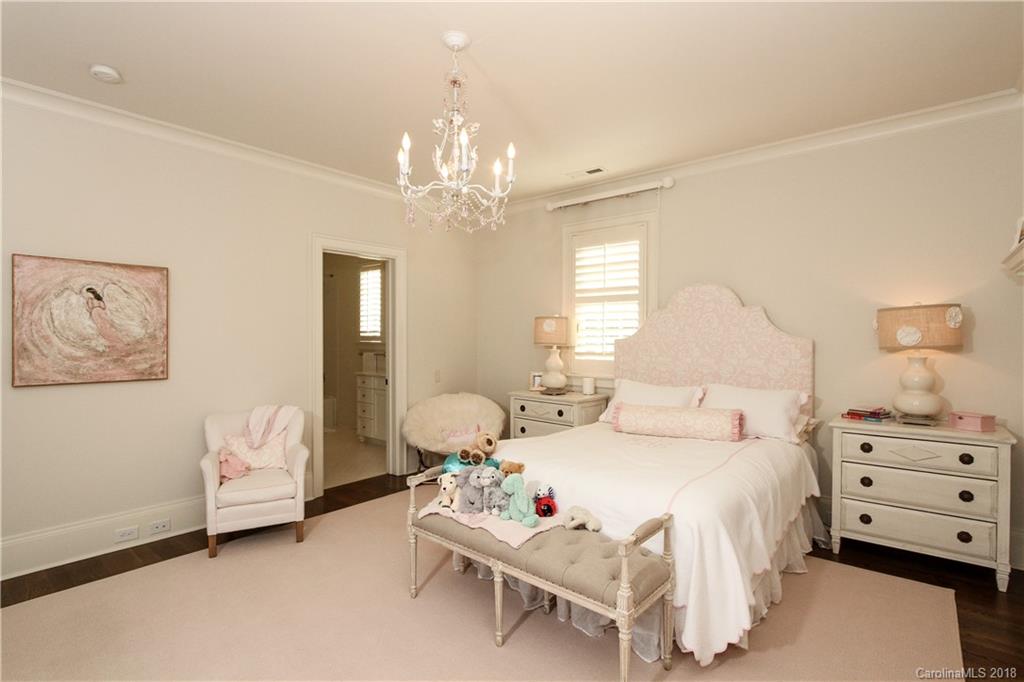 1119 Granville Road Charlotte NC 28207