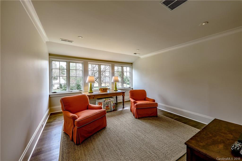 1119 Granville Road Charlotte NC 28207