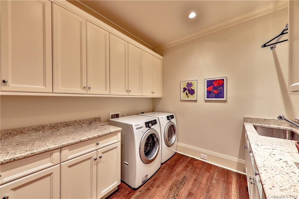 1119 Granville Road Charlotte NC 28207