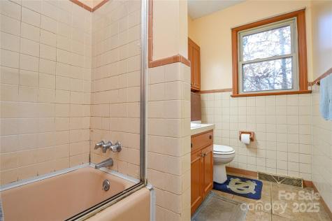 1405 Forest Park Drive Statesville NC 28677
