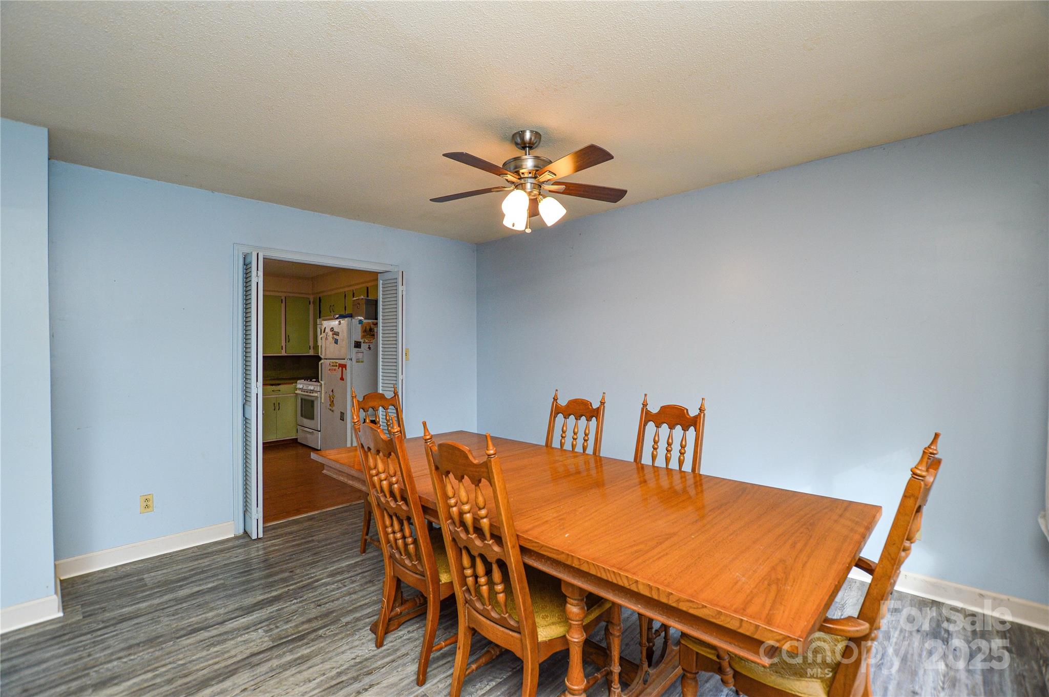 1405 Forest Park Drive Statesville NC 28677