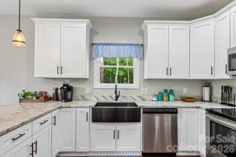 3131 Richard Street Morganton NC 28655
