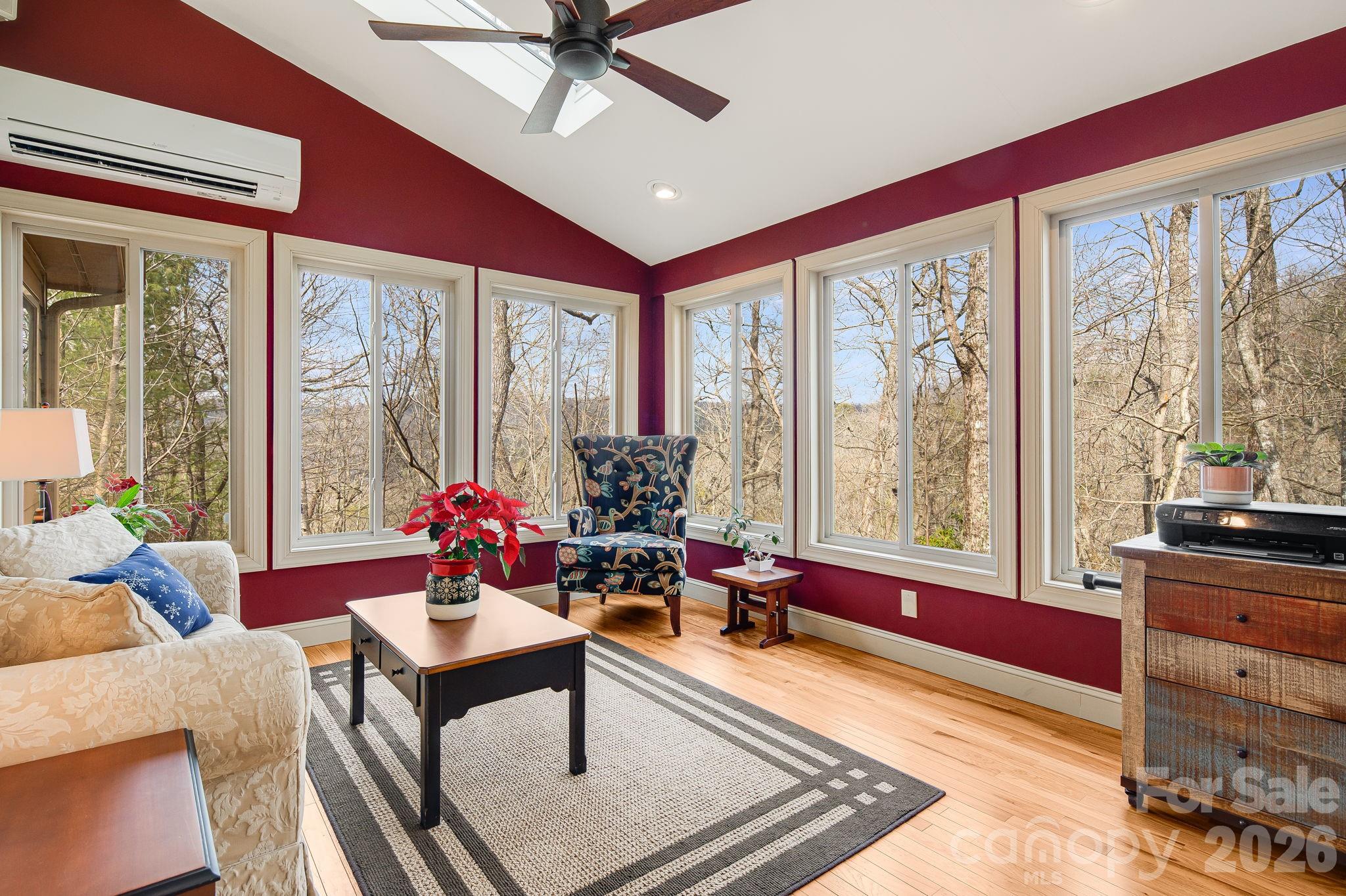 5584 Spring Road Hendersonville NC 28739