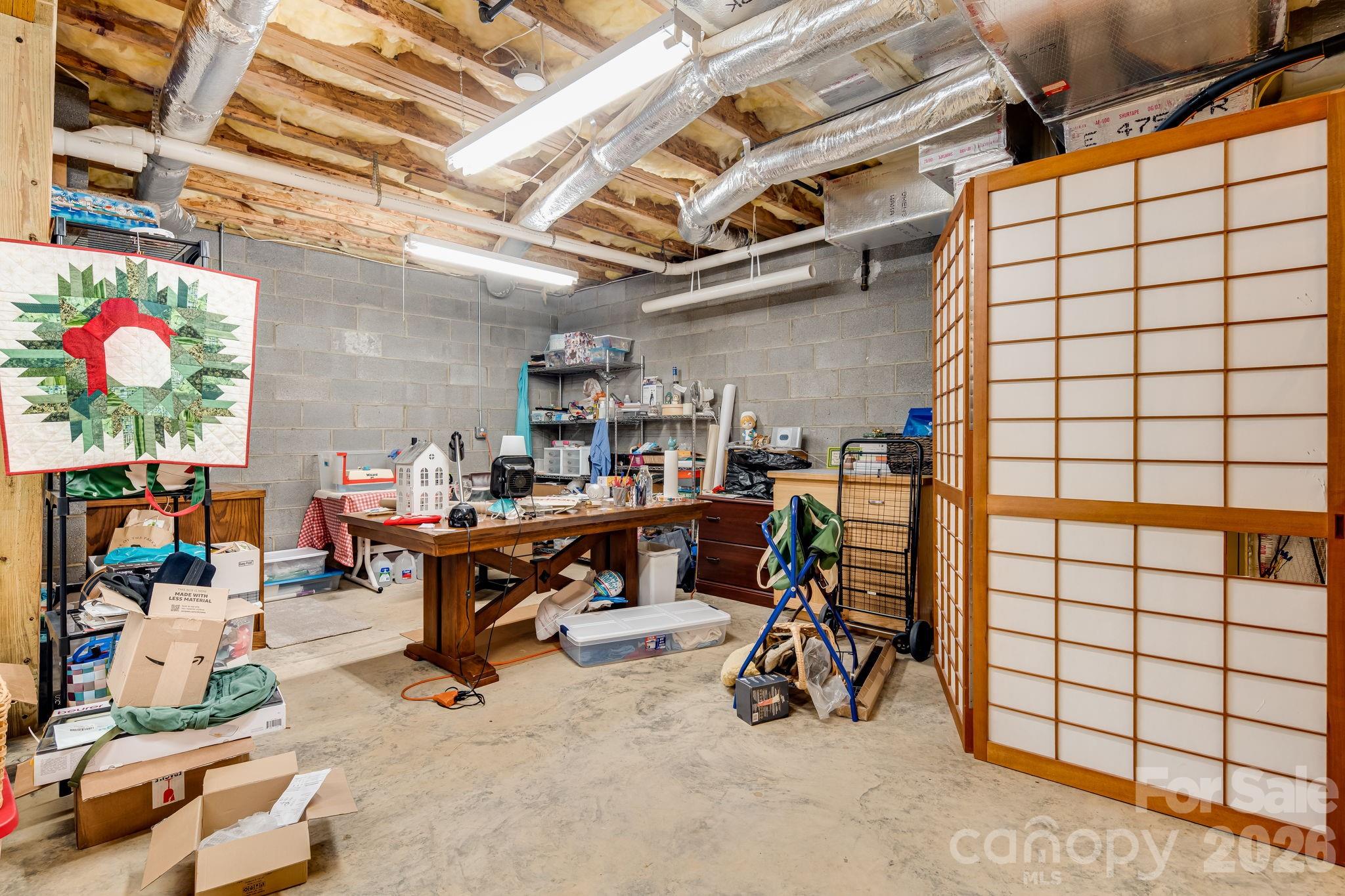 5584 Spring Road Hendersonville NC 28739
