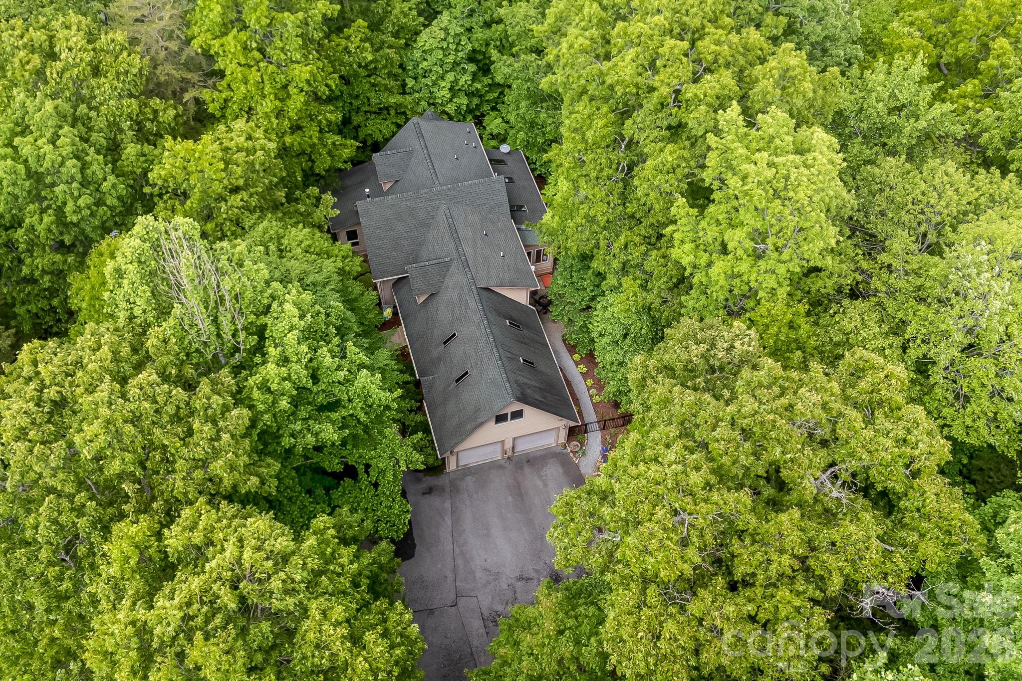 5584 Spring Road Hendersonville NC 28739