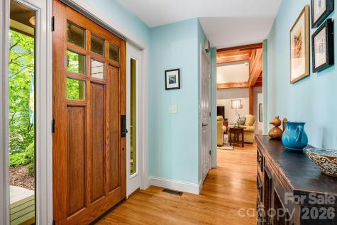 5584 Spring Road Hendersonville NC 28739