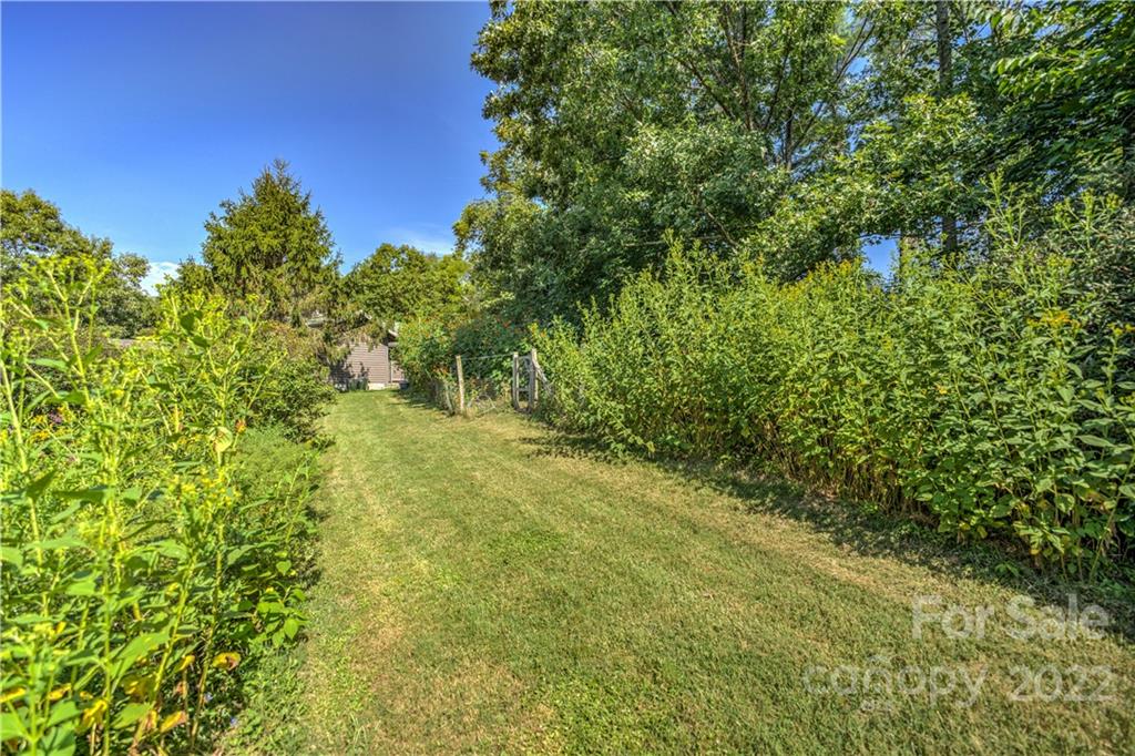 25 Fletcher Martin Road Alexander NC 28701