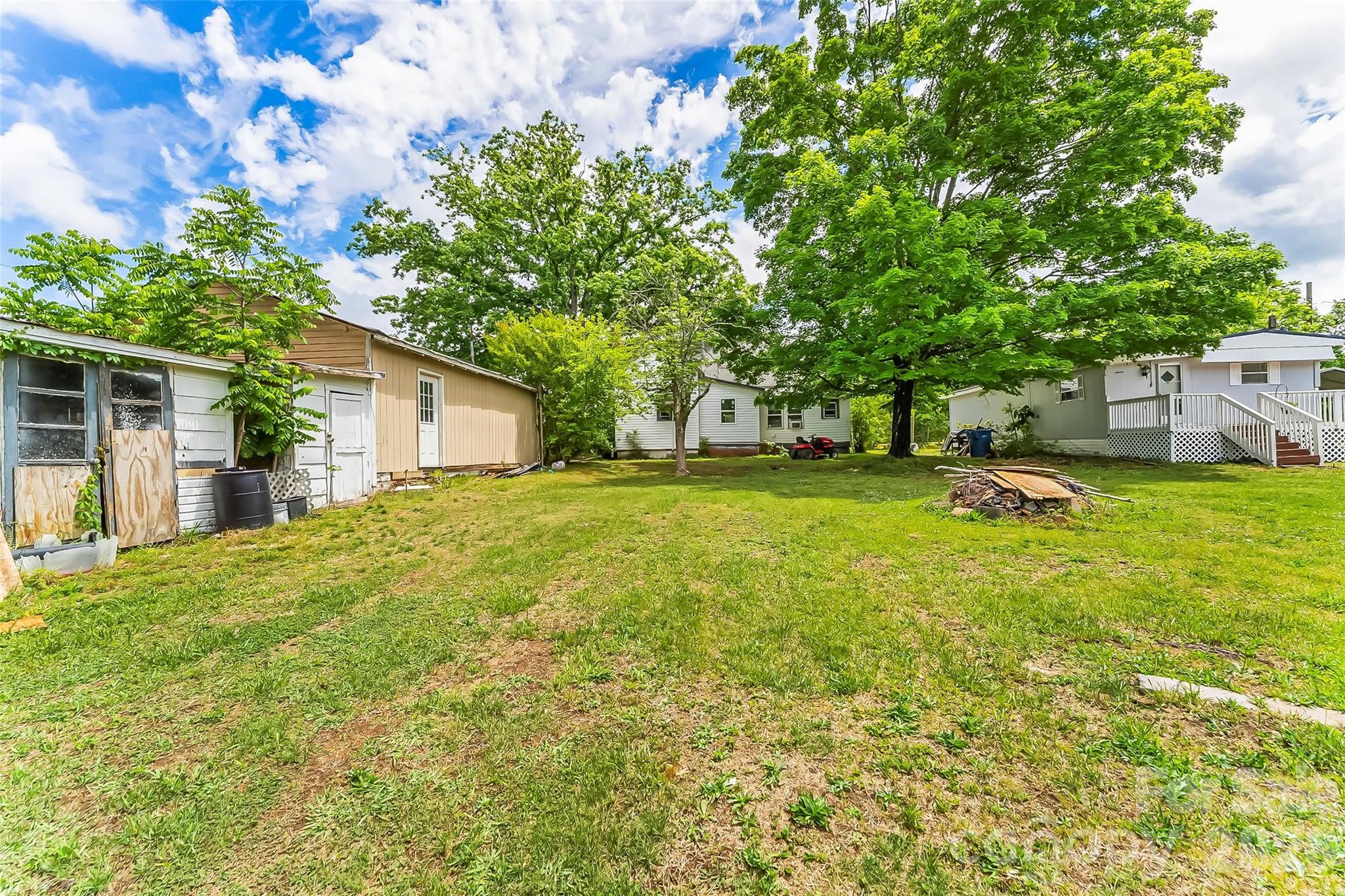 137 12th Street NW Hickory NC 28601