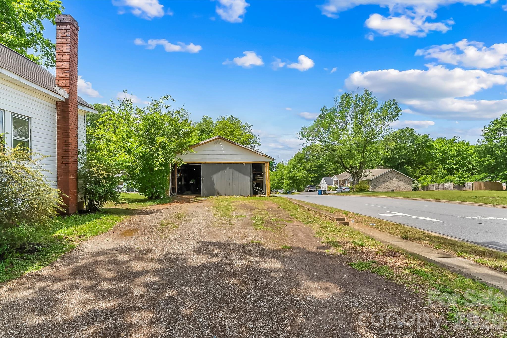 137 12th Street NW Hickory NC 28601