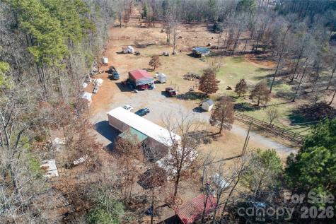 153 Lake Road Rockingham NC 28379