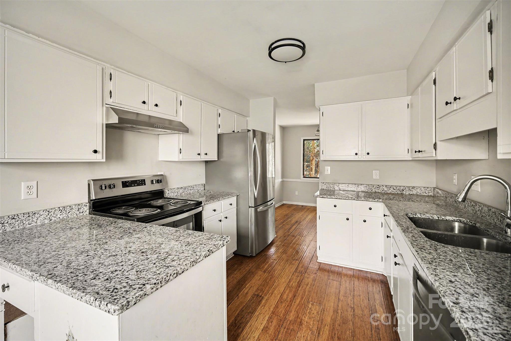 7913 Horse Chestnut Lane Charlotte NC 28277