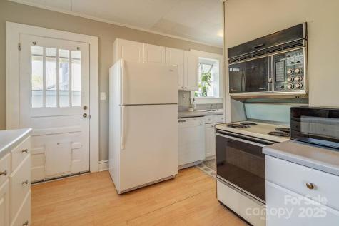 57 Craggy Avenue Asheville NC 28806