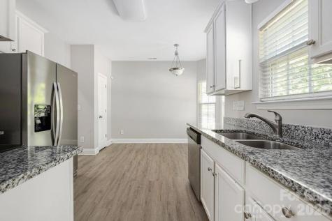 5834 Timbertop Lane Charlotte NC 28215