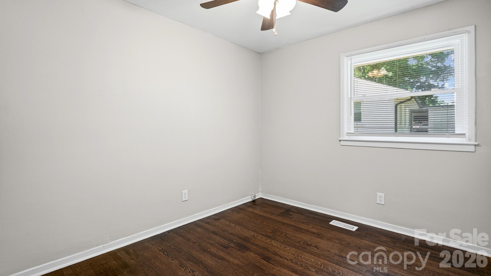 605 Park Terrace Gastonia NC 28054
