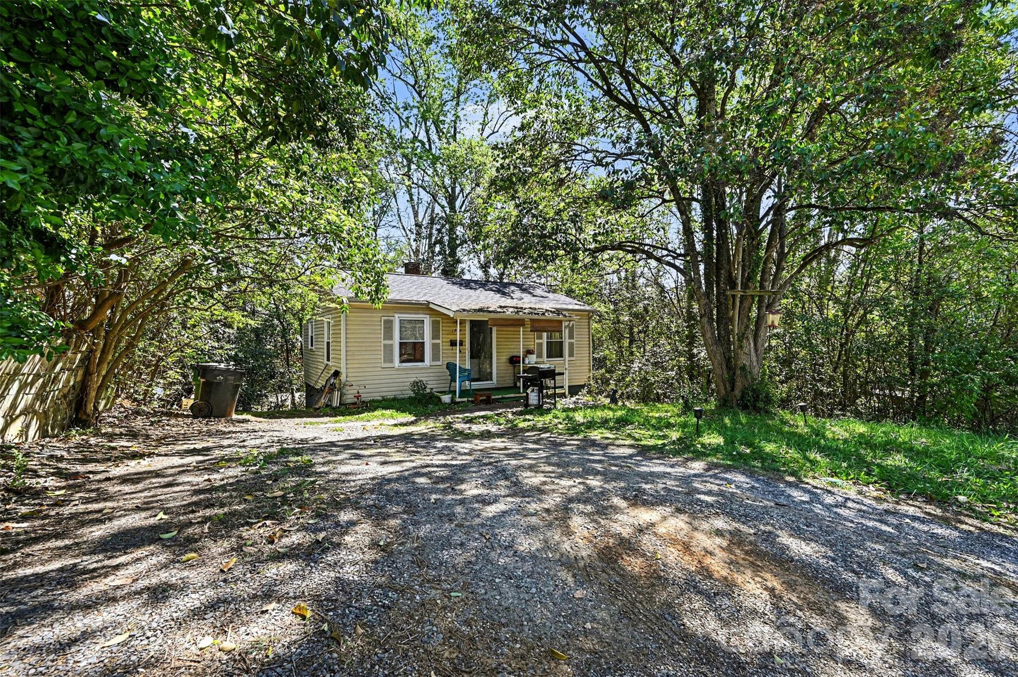 1835 Vinton Street Charlotte NC 28216