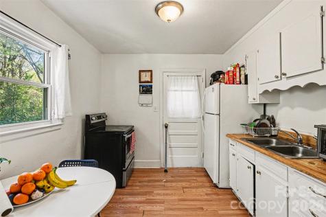 1835 Vinton Street Charlotte NC 28216