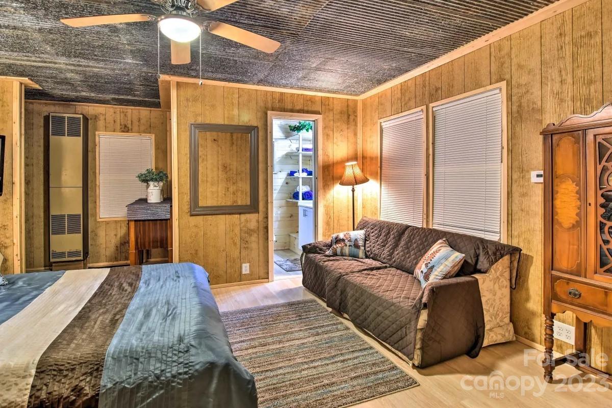 158 Morgan Cove Road Candler NC 28715