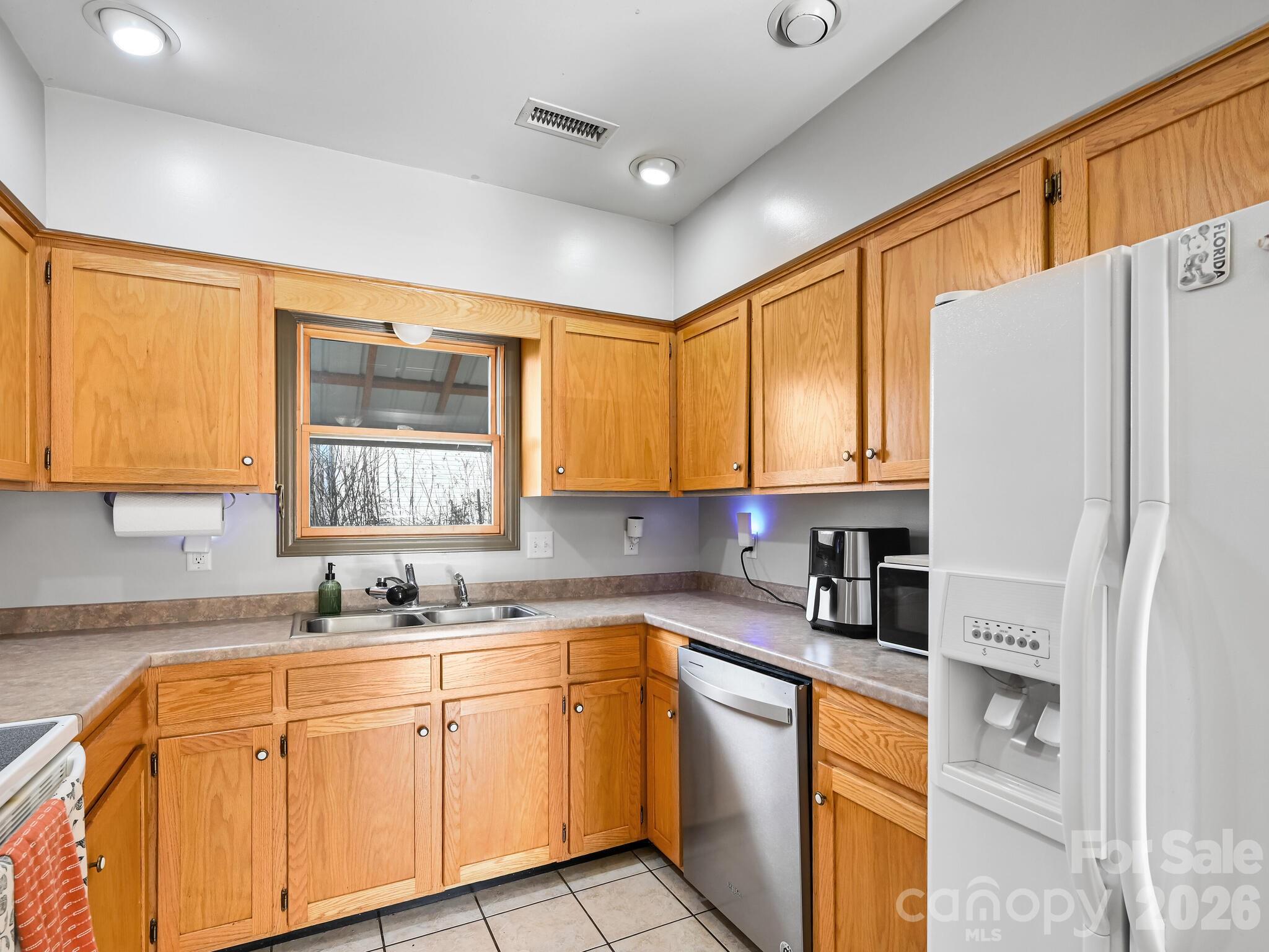 993 Old Marshall Highway Asheville NC 28804