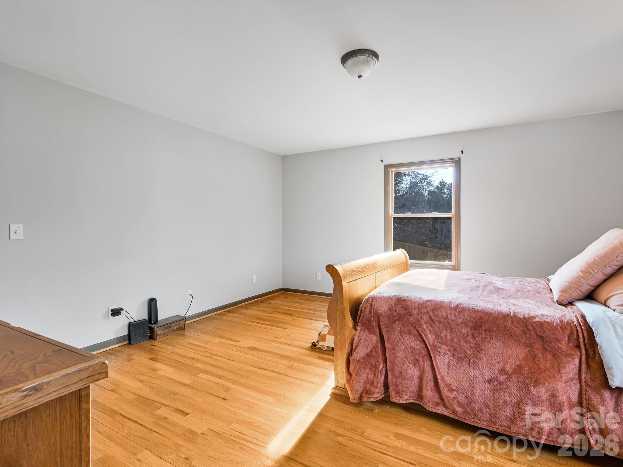 993 Old Marshall Highway Asheville NC 28804