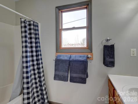 993 Old Marshall Highway Asheville NC 28804