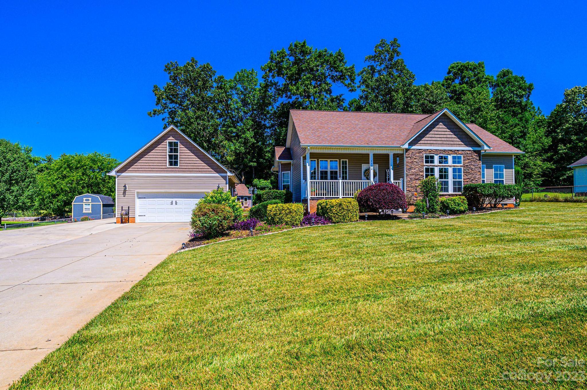 4436 Granfloral Drive Hickory NC 28602