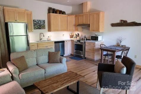 56 Talking Leaves Lane Bakersville NC 28705