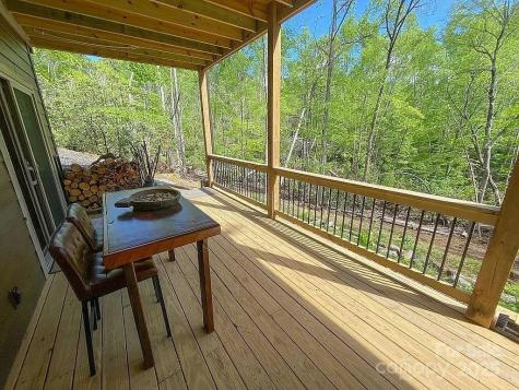 56 Talking Leaves Lane Bakersville NC 28705