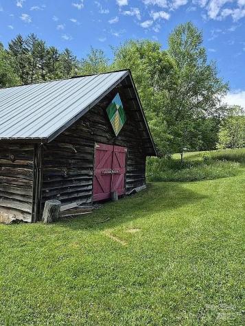 56 Talking Leaves Lane Bakersville NC 28705