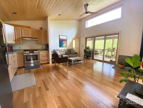 56 Talking Leaves Lane Bakersville NC 28705