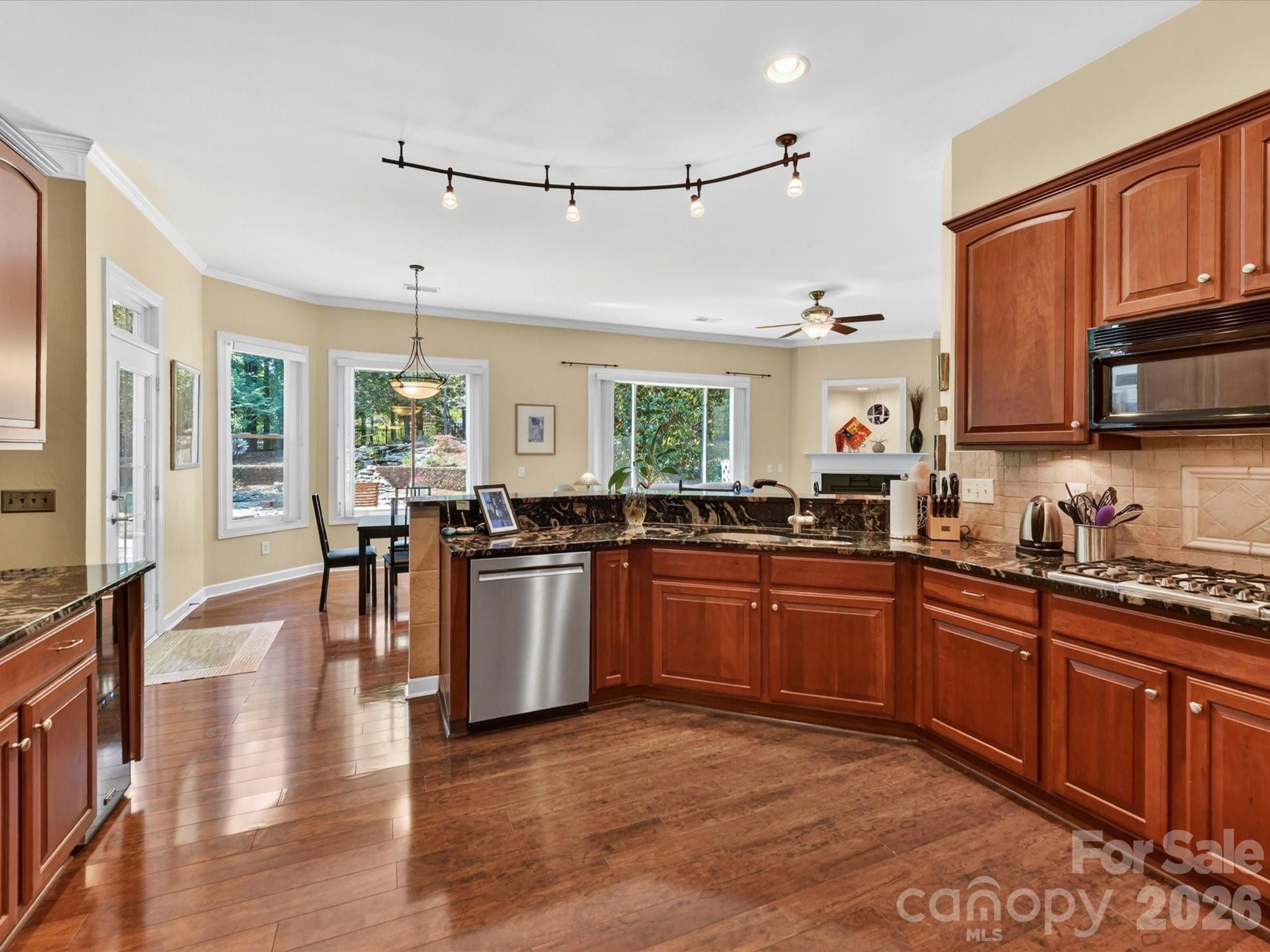 2535 Harlington Lane Charlotte NC 28270