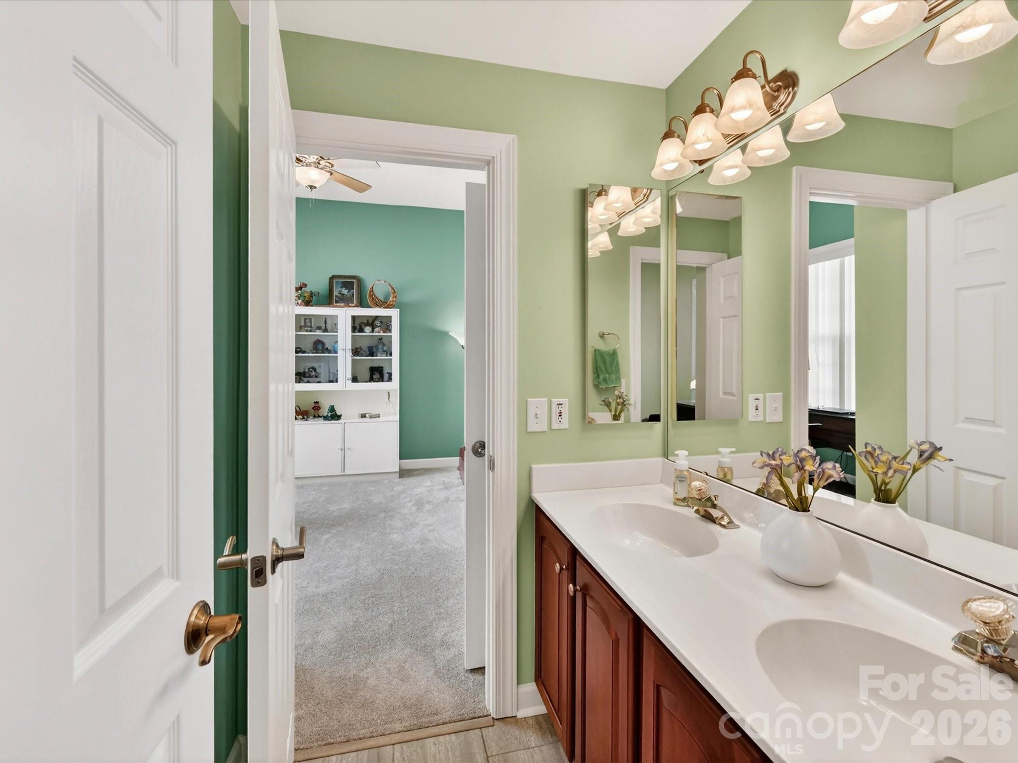 2535 Harlington Lane Charlotte NC 28270