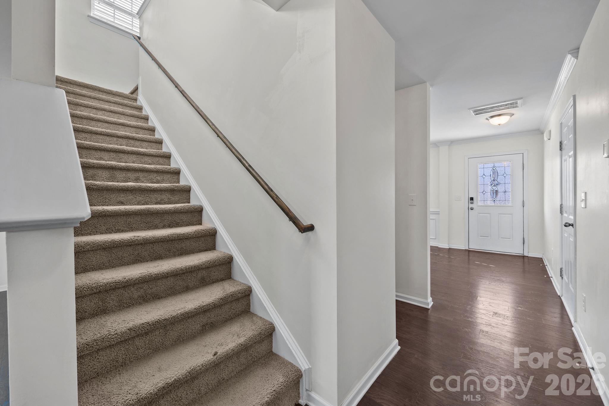8527 Mansell Court Charlotte NC 28215