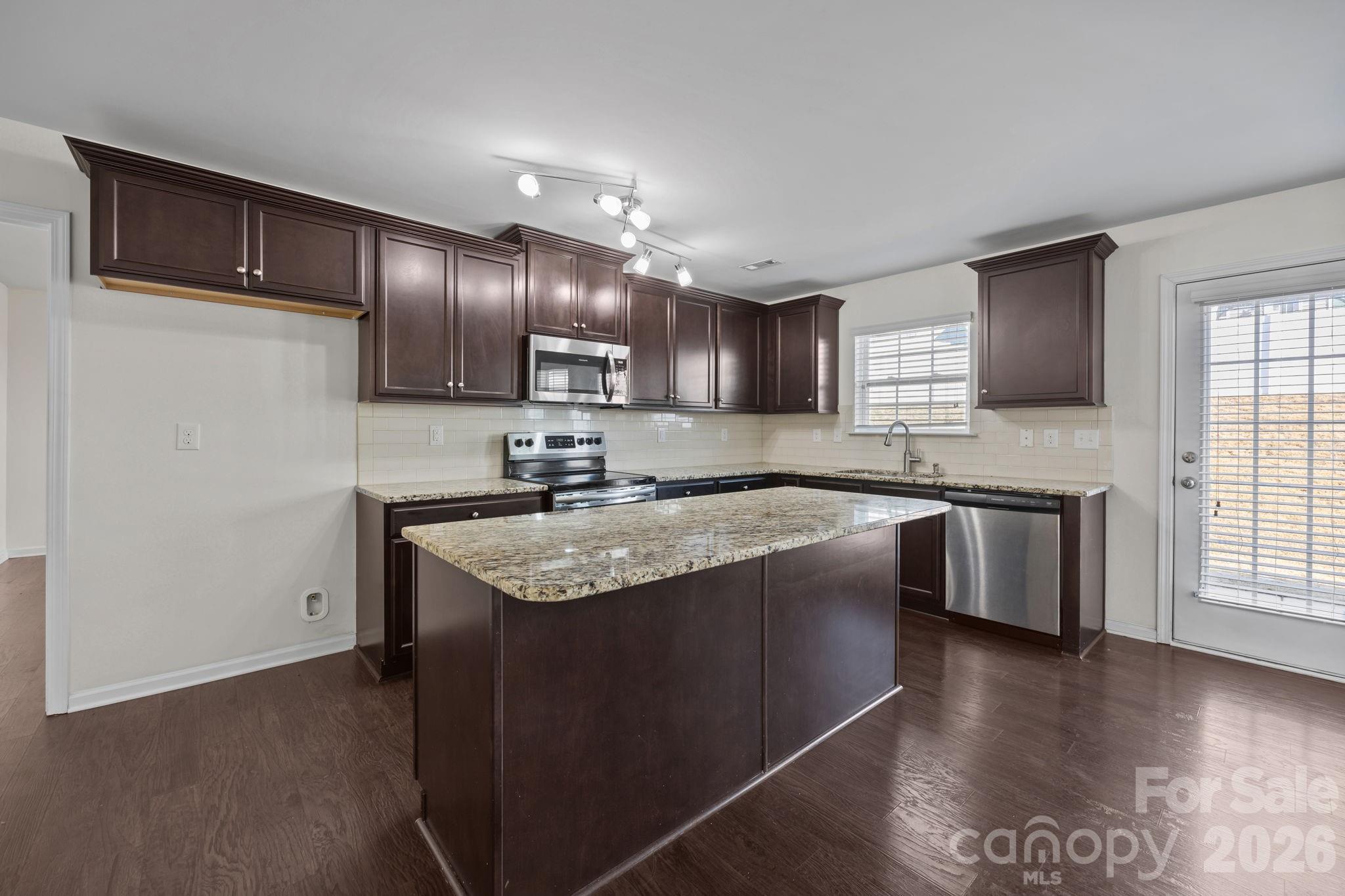 8527 Mansell Court Charlotte NC 28215