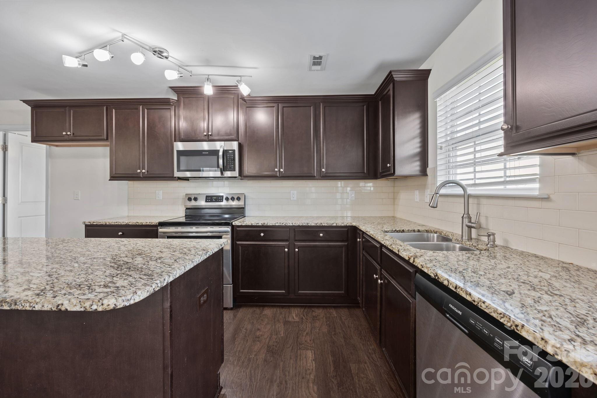 8527 Mansell Court Charlotte NC 28215
