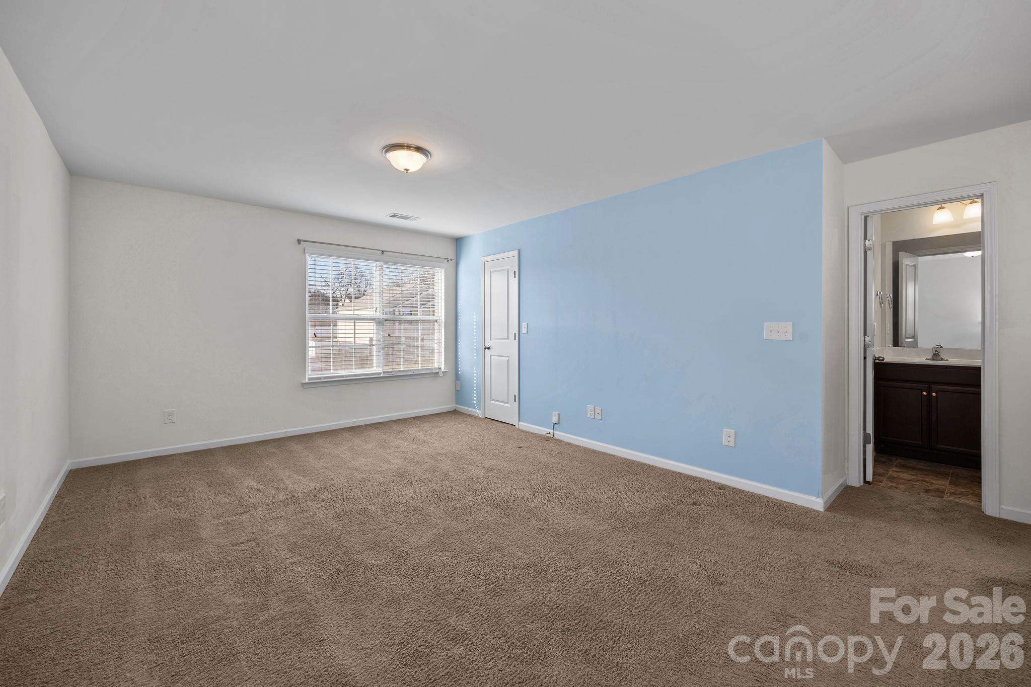 8527 Mansell Court Charlotte NC 28215