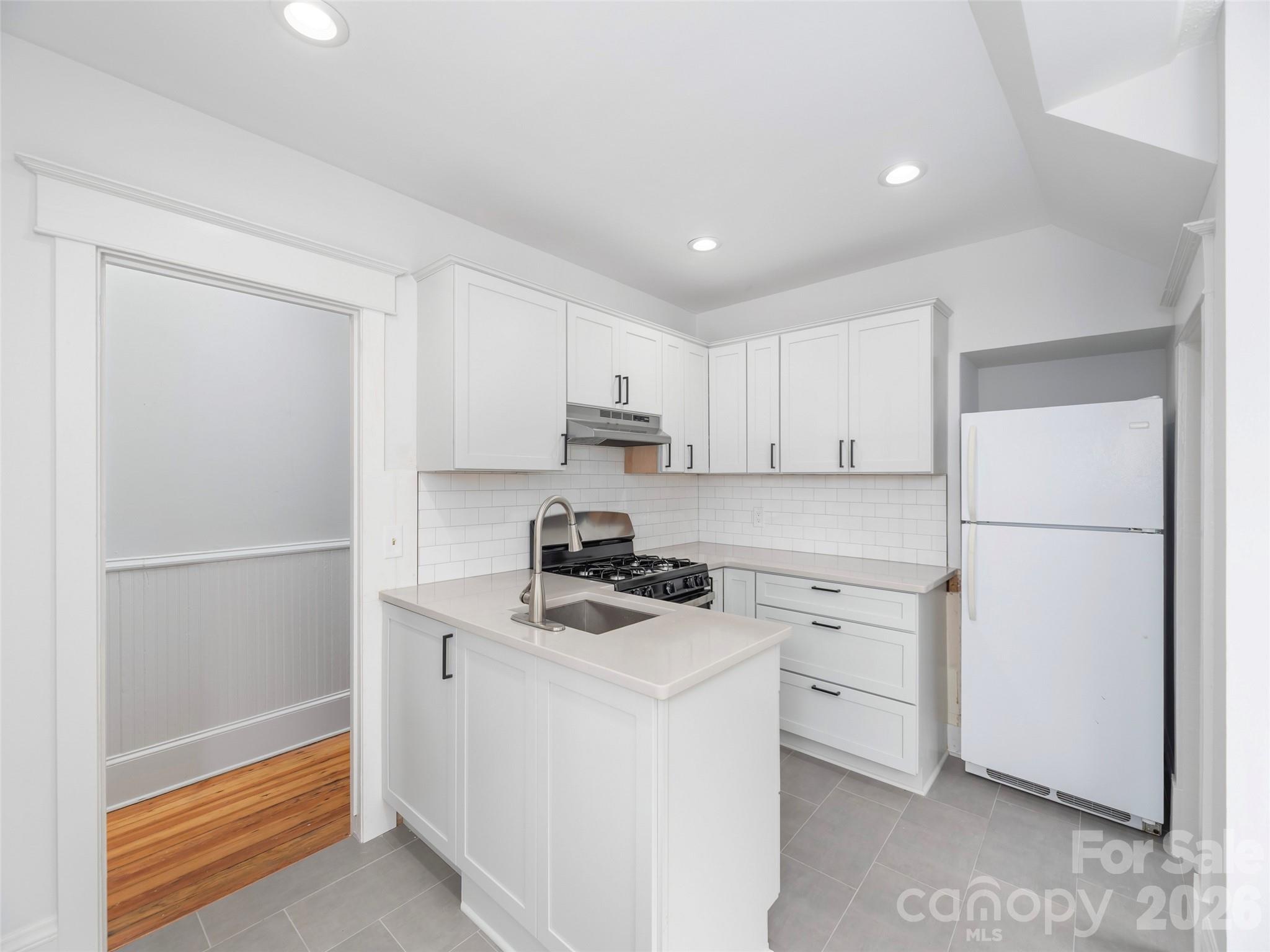 273 Hillside Street Asheville NC 28801