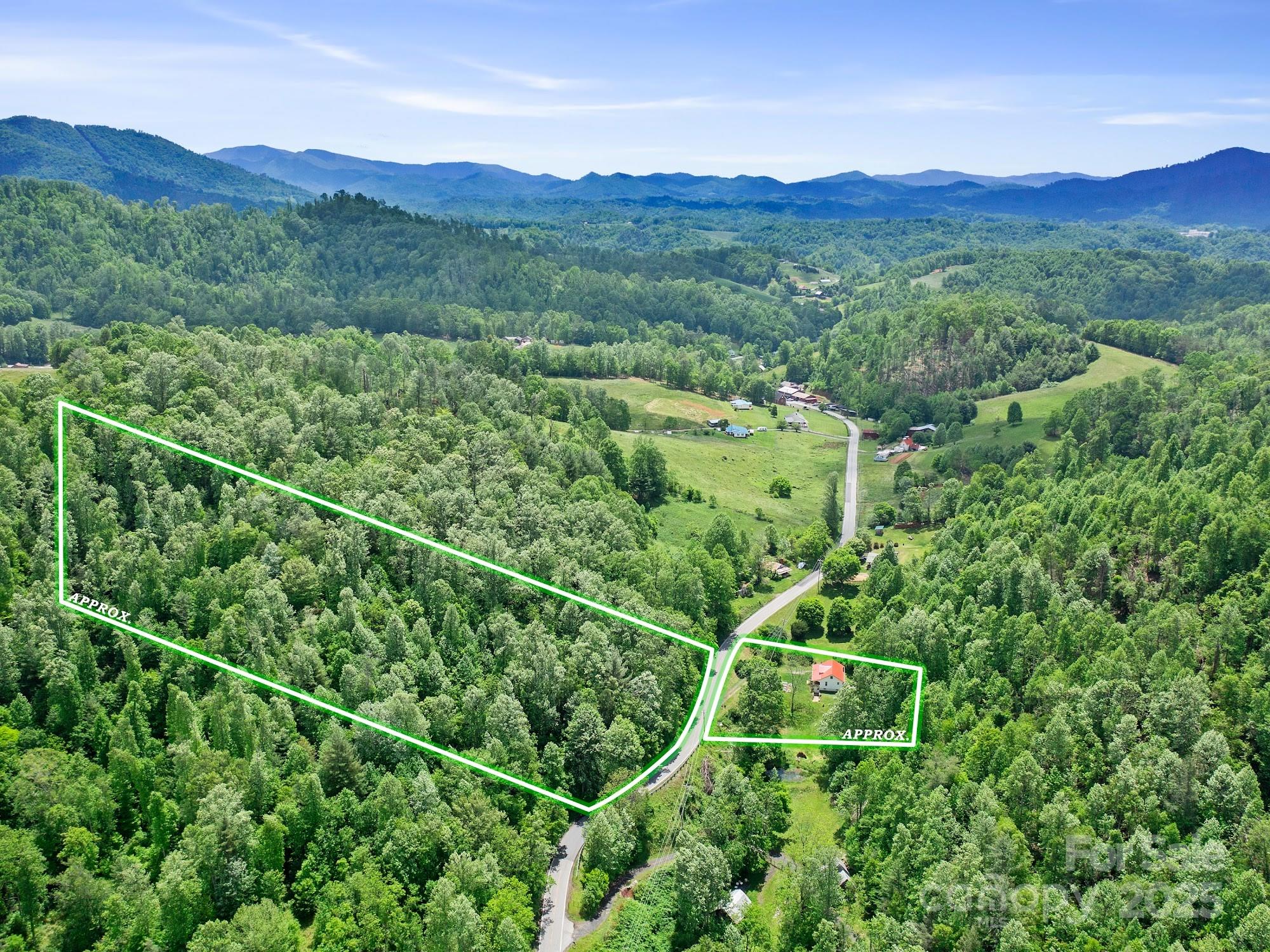 4685 Nc Highway 197 Highway Green Mountain NC 28740