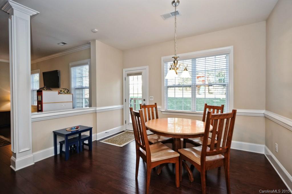 5617 Timber Lane Charlotte NC 28270