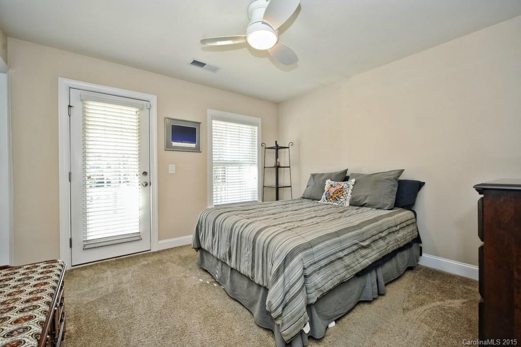 5617 Timber Lane Charlotte NC 28270