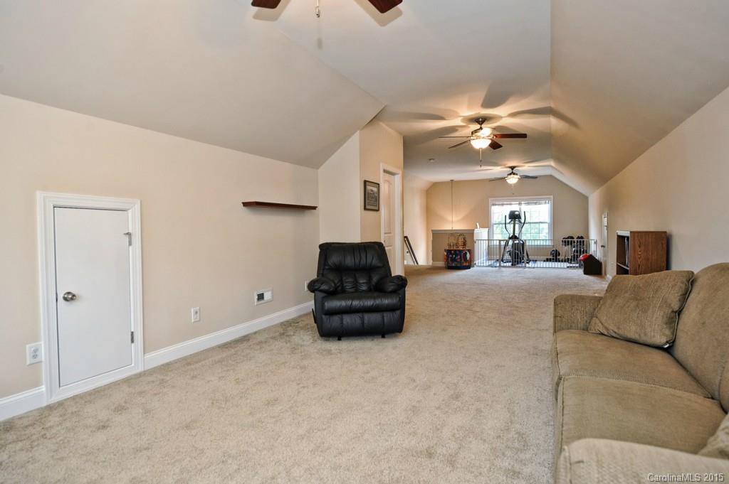 5617 Timber Lane Charlotte NC 28270