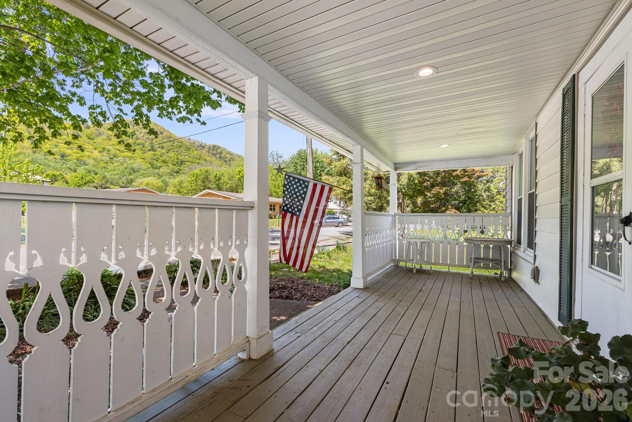79 Walnut Street Hot Springs NC 28743